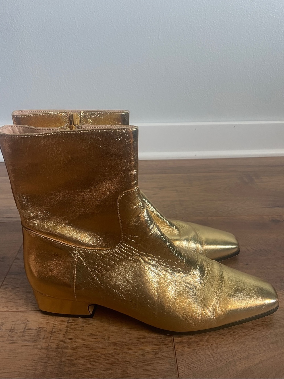 Steve Madden Dusty Gold Metallic Booties Size 10M